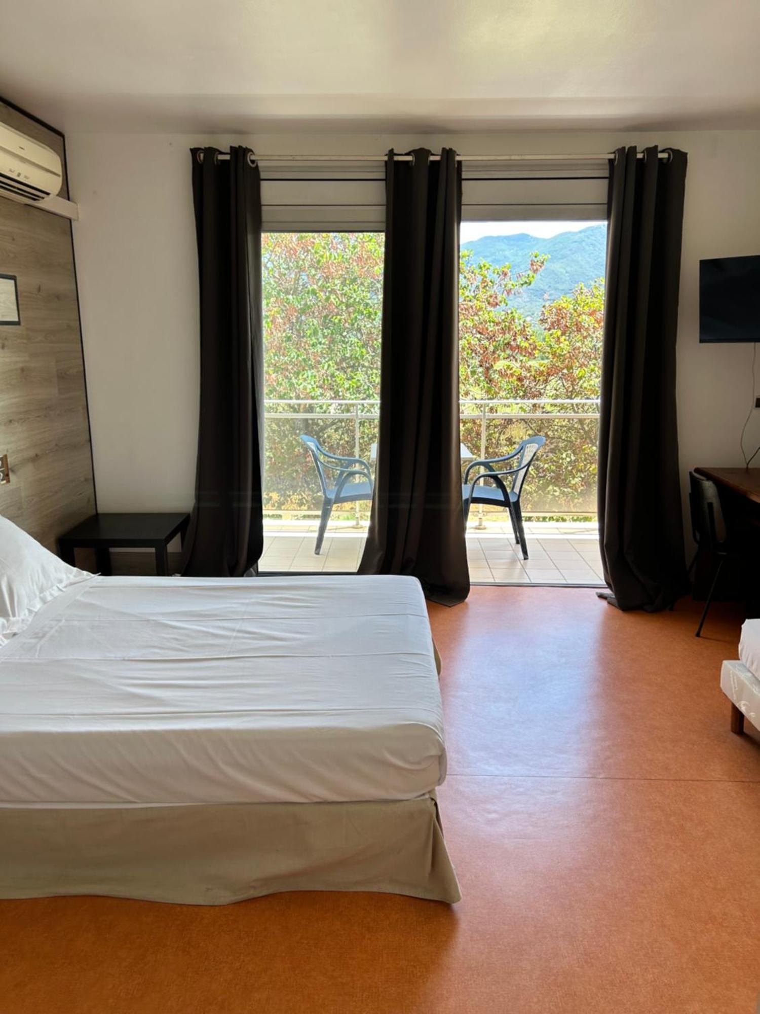Hotel La Garenne Tresserre Zewnętrze zdjęcie